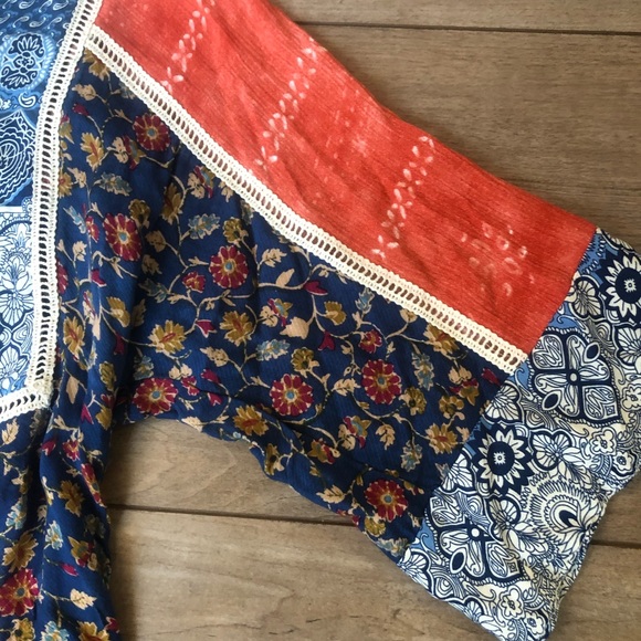 Sundance Small Boho Kimono Sleeve Dress - Picture 3 of 4